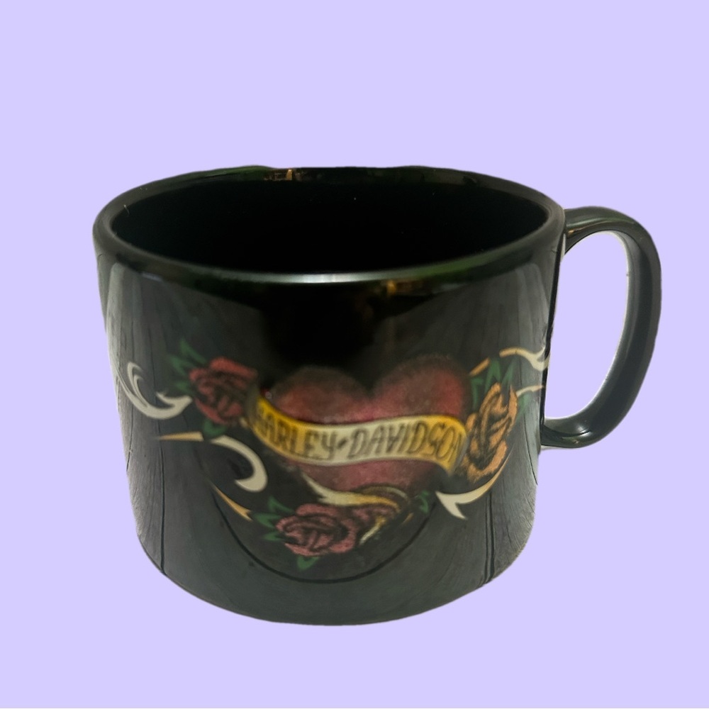 Harley-Davidson Black Mug with Tattoo Heart Design